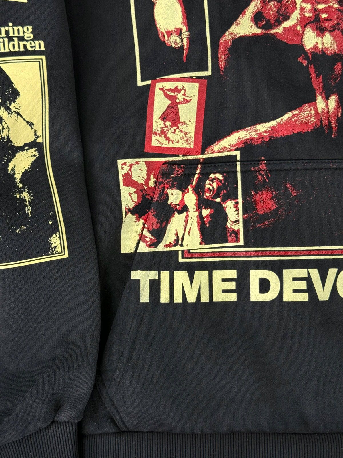 GOYA Hoodie - Washed Black, print detail