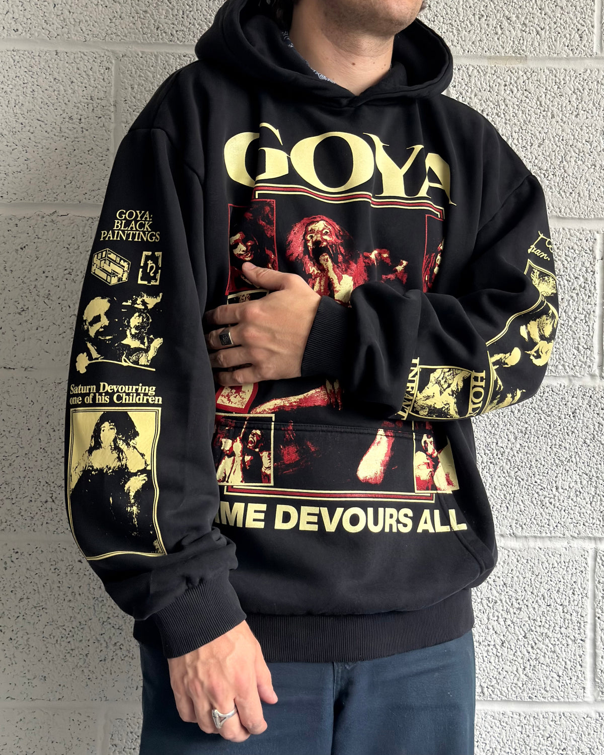GOYA Hoodie - Washed Black, worn