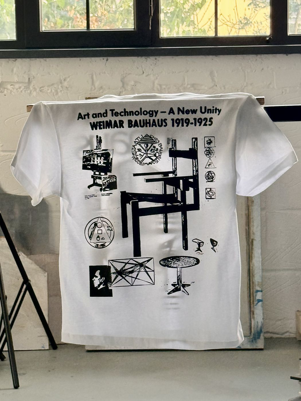 Bauhaus tee, back print